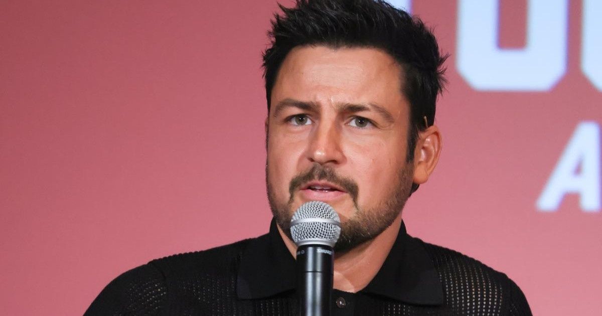 Is Tyler Hynes married or still single in real life? 4 Are Tyler and Ashley still married?